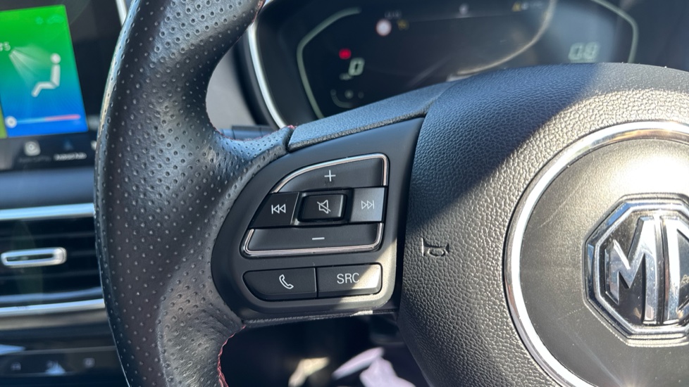 MG HS 1.5 T-GDI Excite 5dr Petrol Hatchback - Image 24