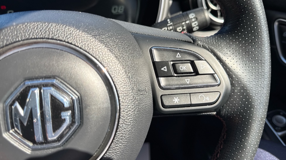 MG HS 1.5 T-GDI Excite 5dr Petrol Hatchback - Image 25