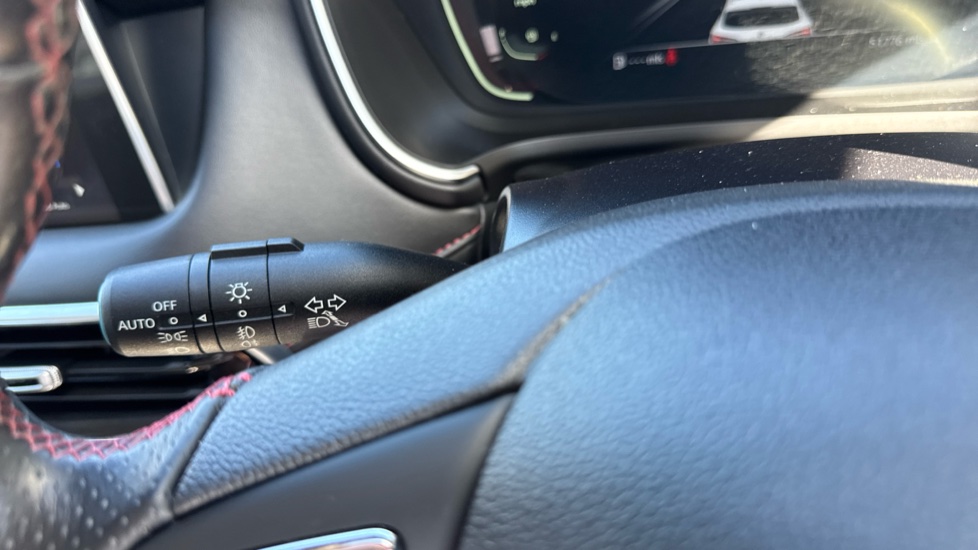 MG HS 1.5 T-GDI Excite 5dr Petrol Hatchback - Image 27