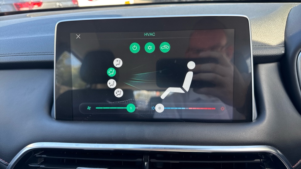 MG HS 1.5 T-GDI Excite 5dr Petrol Hatchback - Image 31