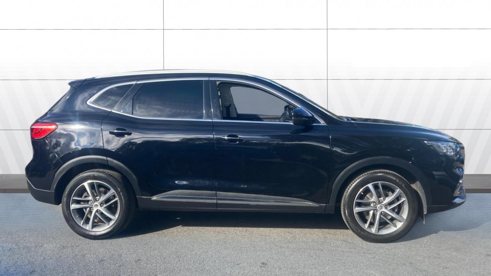 MG HS 1.5 T-GDI Exclusive 5dr Petrol Hatchback - Image 5