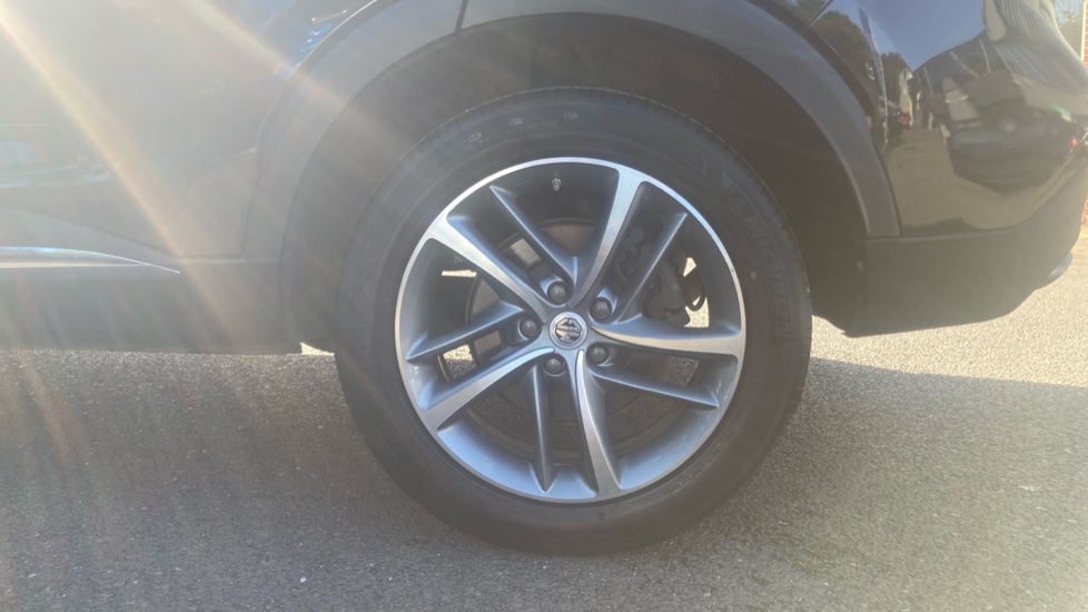 MG HS 1.5 T-GDI Exclusive 5dr Petrol Hatchback - Image 7