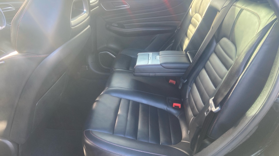 MG HS 1.5 T-GDI Exclusive 5dr Petrol Hatchback - Image 16
