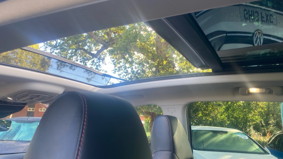 MG HS 1.5 T-GDI Exclusive 5dr Petrol Hatchback - Image 33