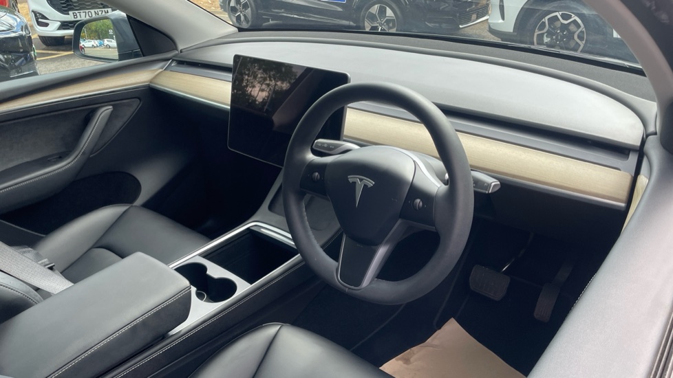 Tesla Model Y RWD 5dr Auto Electric Hatchback - Image 11
