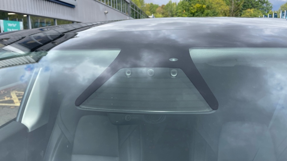 Tesla Model Y RWD 5dr Auto Electric Hatchback - Image 24