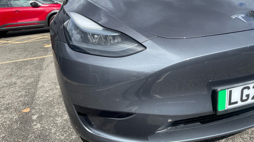 Tesla Model Y RWD 5dr Auto Electric Hatchback - Image 25