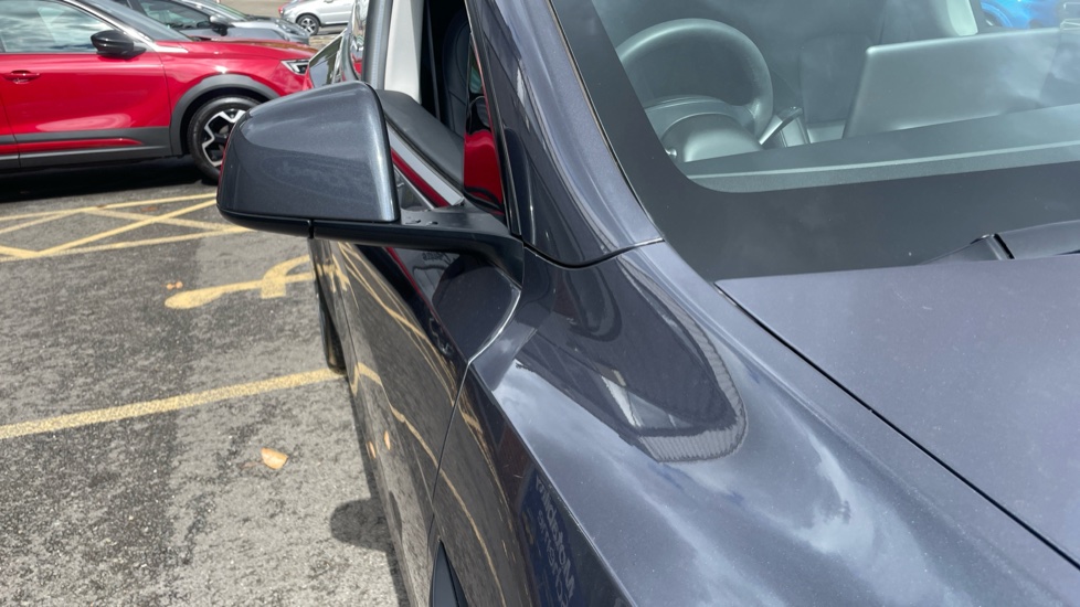 Tesla Model Y RWD 5dr Auto Electric Hatchback - Image 26