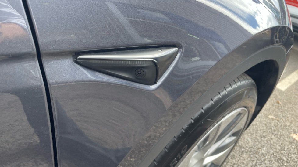 Tesla Model Y RWD 5dr Auto Electric Hatchback - Image 28