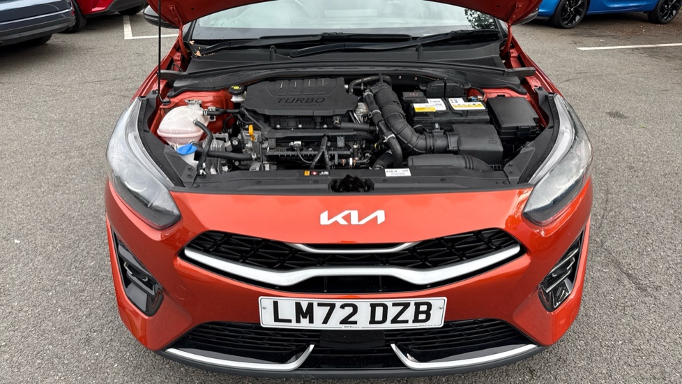 Kia Ceed 1.5T GDi ISG GT-Line 5dr Petrol Hatchback - Image 8