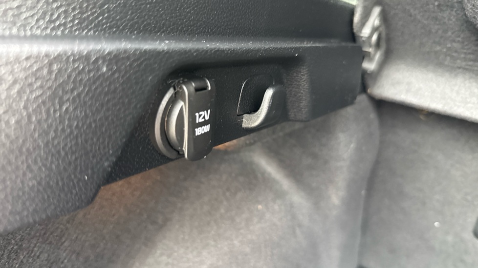 Kia Ceed 1.5T GDi ISG GT-Line 5dr Petrol Hatchback - Image 21