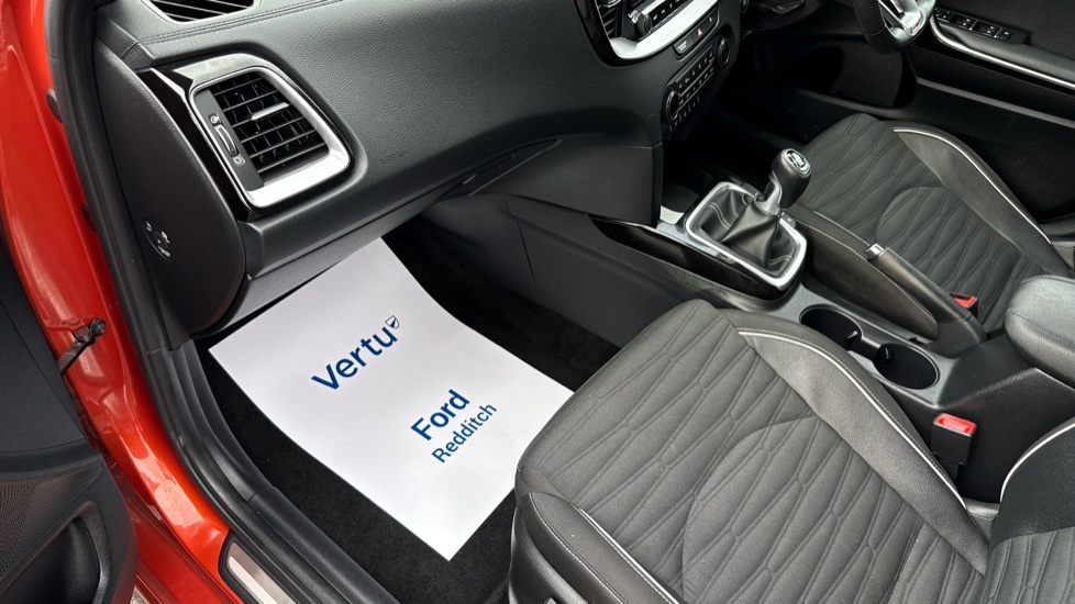 Kia Ceed 1.5T GDi ISG GT-Line 5dr Petrol Hatchback - Image 31