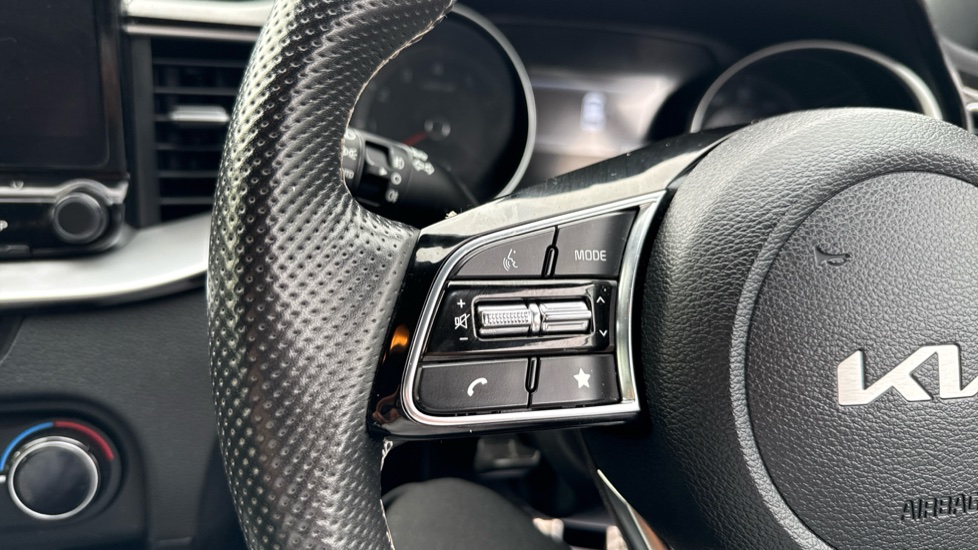 Kia Ceed 1.5T GDi ISG GT-Line 5dr Petrol Hatchback - Image 38