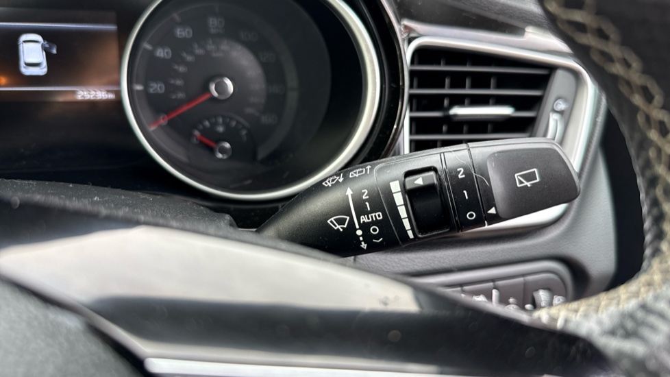 Kia Ceed 1.5T GDi ISG GT-Line 5dr Petrol Hatchback - Image 41