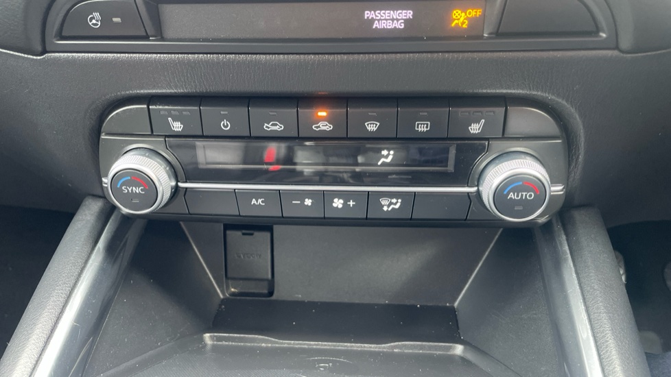Mazda CX-5 2.0 e-Skyactiv G MHEV Exclusive-Line 5dr Petrol Estate - Image 32