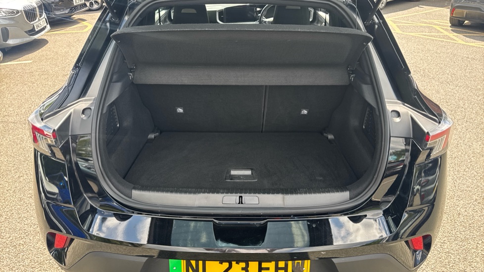 Vauxhall Mokka 100kW Ultimate 50kWh 5dr Auto Electric Hatchback - Image 4