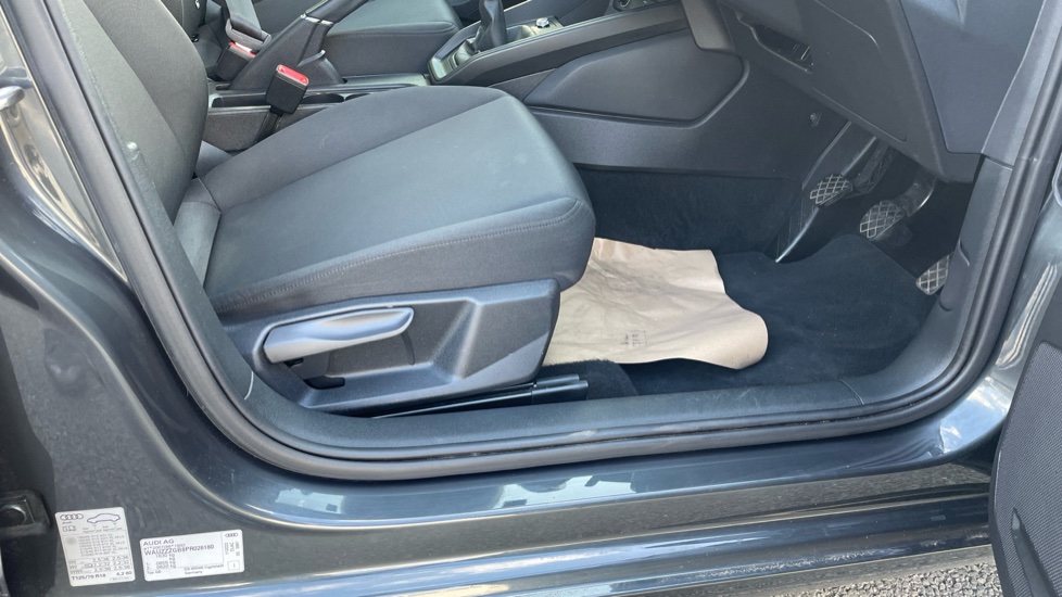 Audi A1 25 TFSI Technik 5dr Petrol Hatchback - Image 27