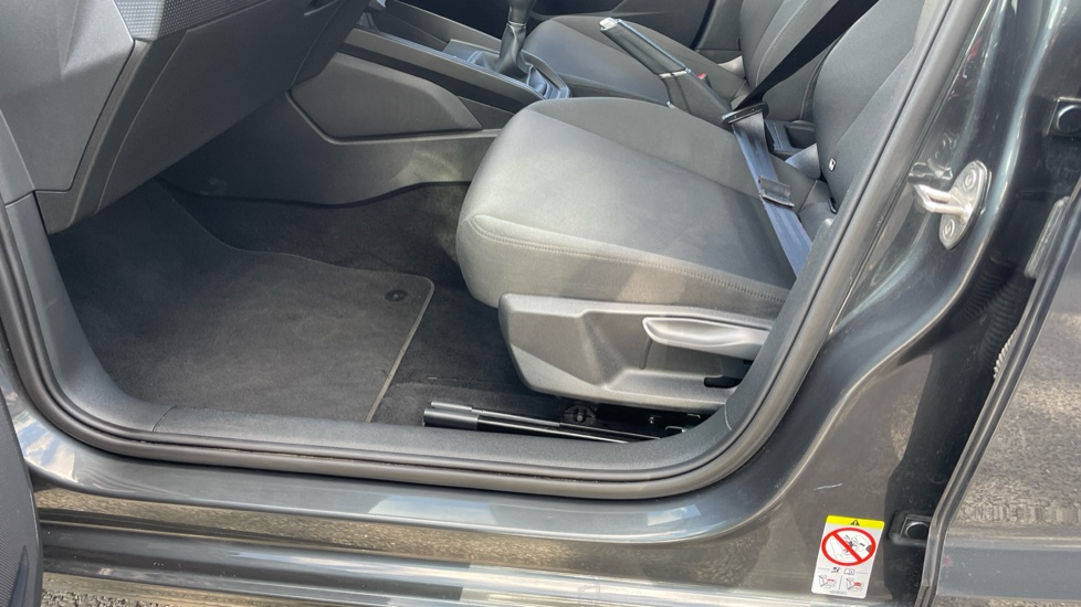 Audi A1 25 TFSI Technik 5dr Petrol Hatchback - Image 30