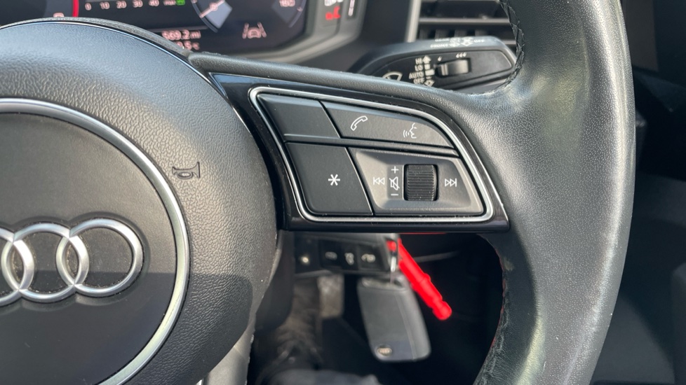 Audi A1 25 TFSI Technik 5dr Petrol Hatchback - Image 33