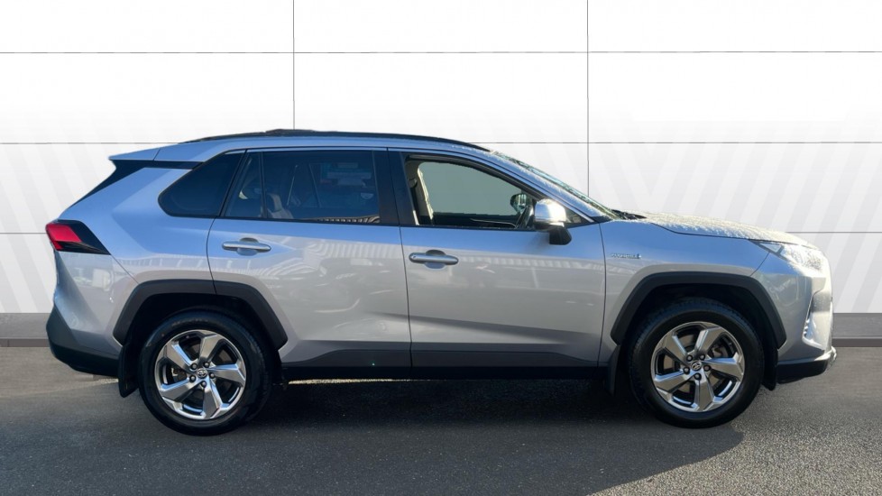 Toyota RAV4 2.5 VVT-i Hybrid Design 5dr CVT Hybrid Estate - Image 5