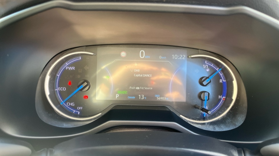 Toyota RAV4 2.5 VVT-i Hybrid Design 5dr CVT Hybrid Estate - Image 18