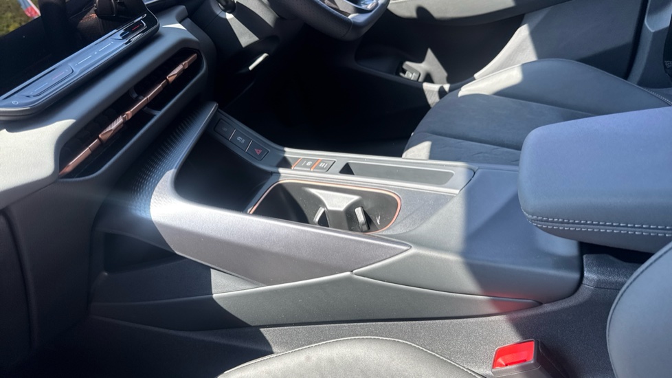 CUPRA Terramar 1.5 eTSI 150 V2 5dr DSG Petrol Hatchback - Image 13