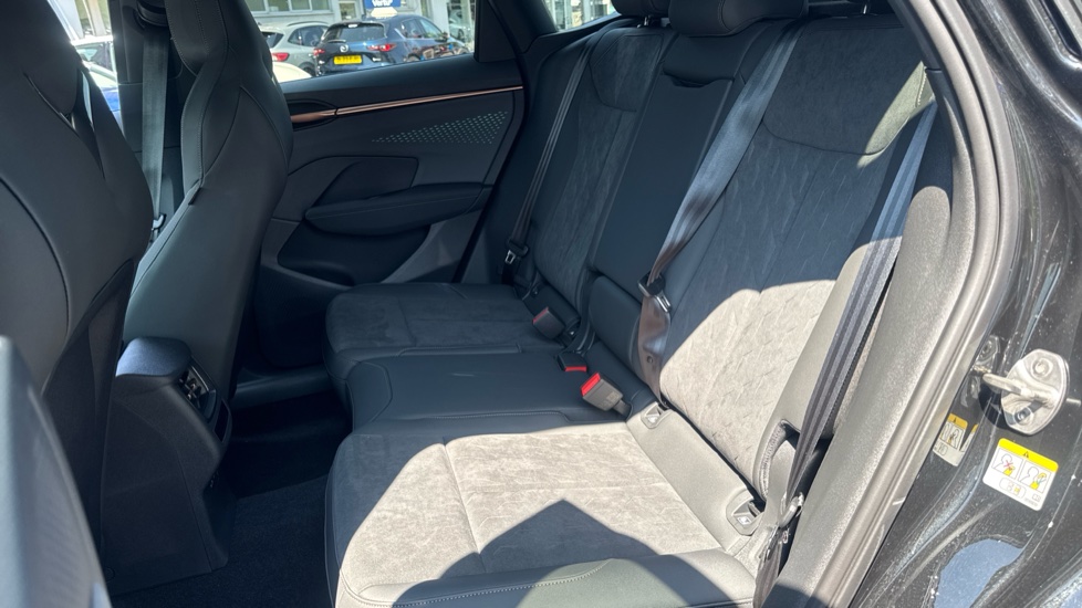 CUPRA Terramar 1.5 eTSI 150 V2 5dr DSG Petrol Hatchback - Image 16