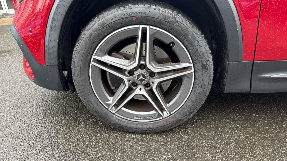 Mercedes-Benz GLB 200 AMG Line Premium 5dr 7G-Tronic Petrol Estate - Image 36