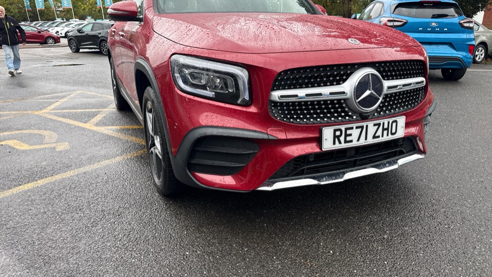 Mercedes-Benz GLB 200 AMG Line Premium 5dr 7G-Tronic Petrol Estate - Image 40