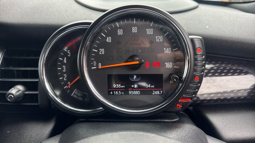 MINI Hatchback 2.0 Cooper S D 3dr Auto Diesel Hatchback - Image 18