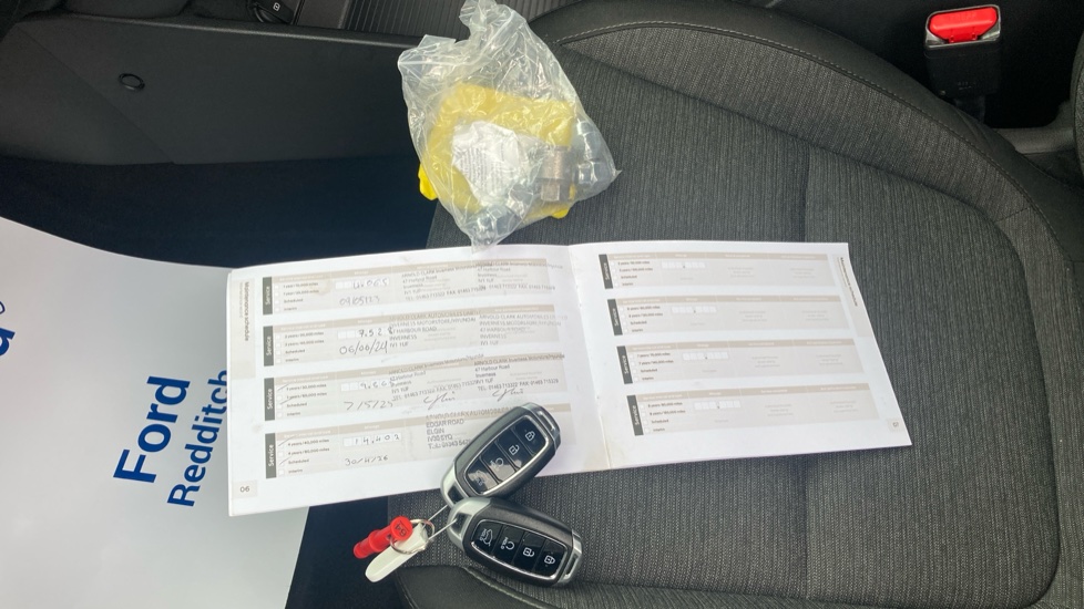 Hyundai KONA 150kW Premium 64kWh 5dr Auto Electric Hatchback - Image 19