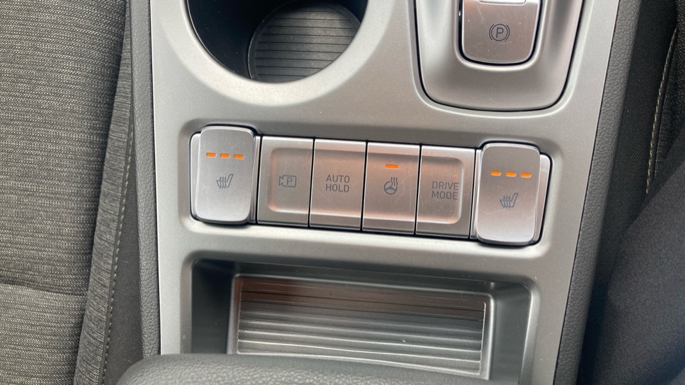 Hyundai KONA 150kW Premium 64kWh 5dr Auto Electric Hatchback - Image 30