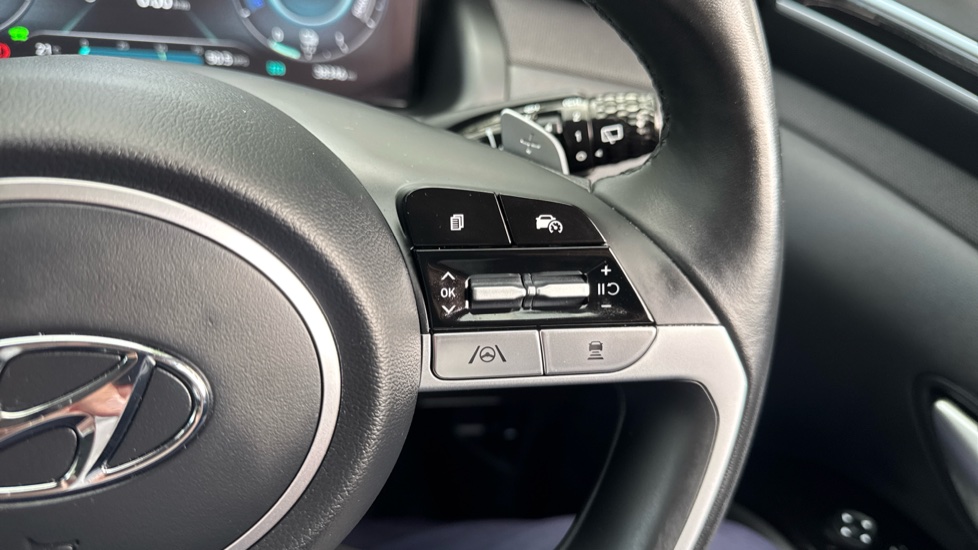 Hyundai TUCSON 1.6 TGDi Hybrid 230 Premium 5dr 2WD Auto Hybrid Estate - Image 40