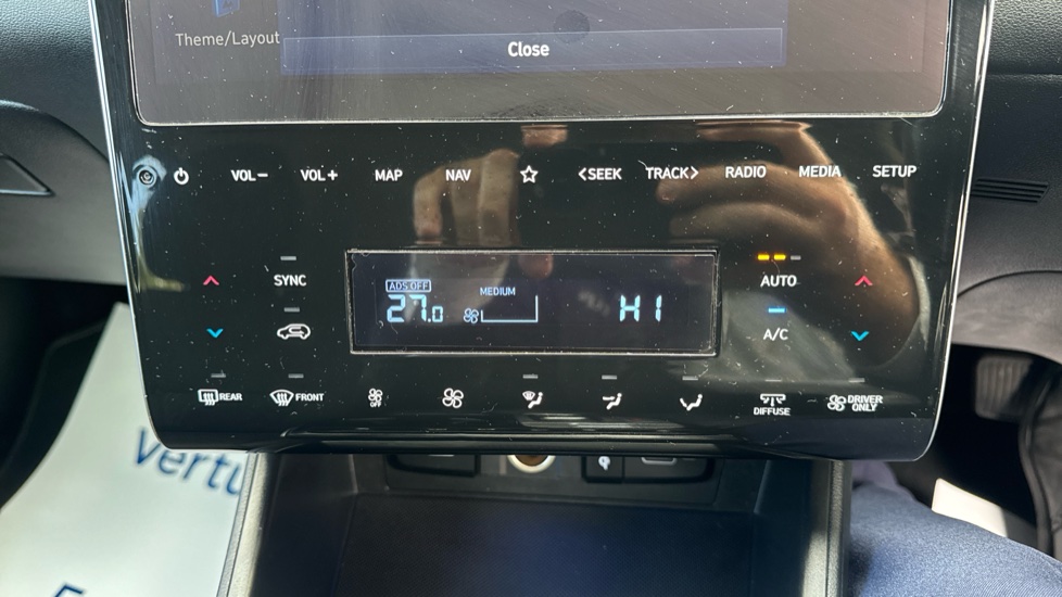 Hyundai TUCSON 1.6 TGDi Hybrid 230 Premium 5dr 2WD Auto Hybrid Estate - Image 49