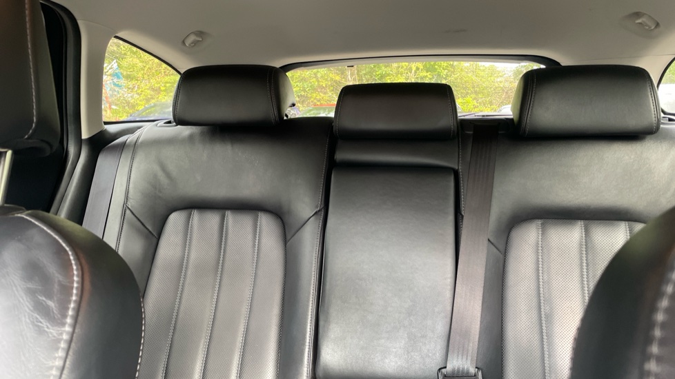 Mazda 6 2.0 Skyactiv-G Sport 5dr Petrol Estate - Image 15