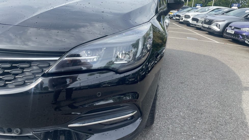 Vauxhall Astra 1.2 Turbo 145 Griffin Edition 5dr Petrol Hatchback - Image 21