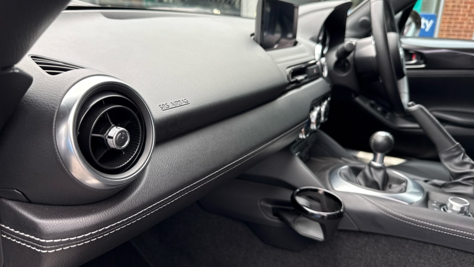 Mazda MX-5 2.0 [184] Exclusive-Line 2dr Petrol Convertible RF - Image 42