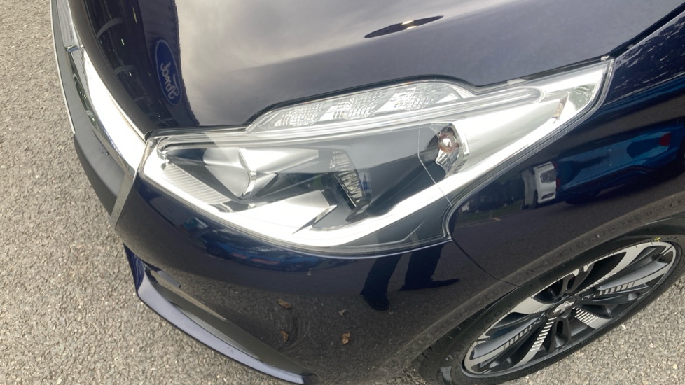 Peugeot 208 1.2 PureTech 82 Tech Edition 5dr [Start Stop] Petrol Hatchback - Image 31