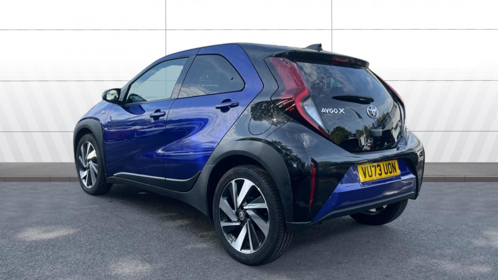 Toyota Aygo X 1.0 VVT-i Edge 5dr Petrol Hatchback - Image 2