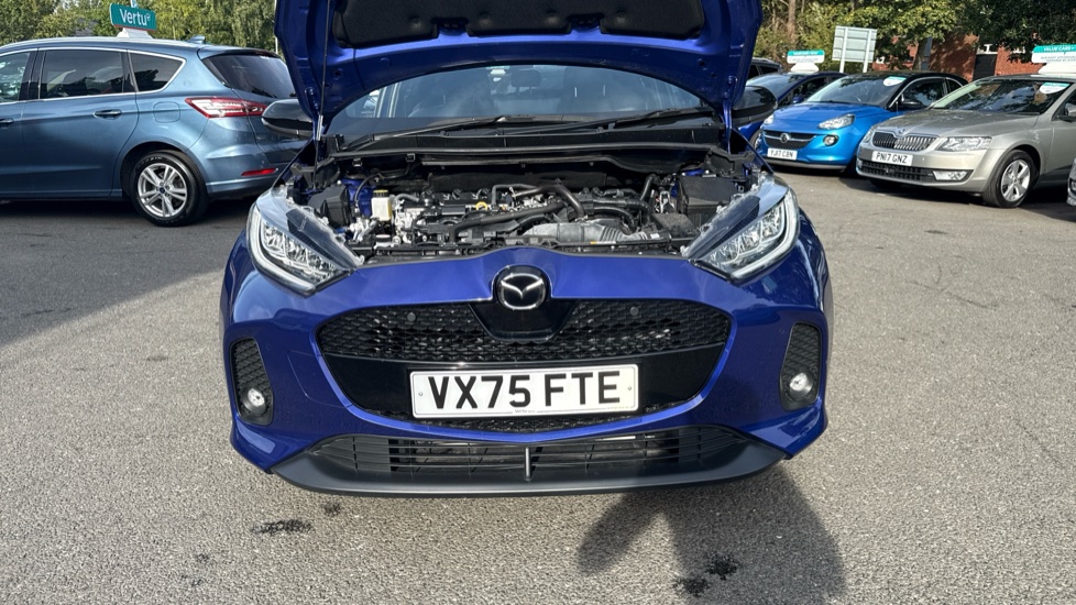 Mazda 2 Hybrid 1.5i Hybrid Homura 5dr CVT Hybrid Hatchback - Image 8