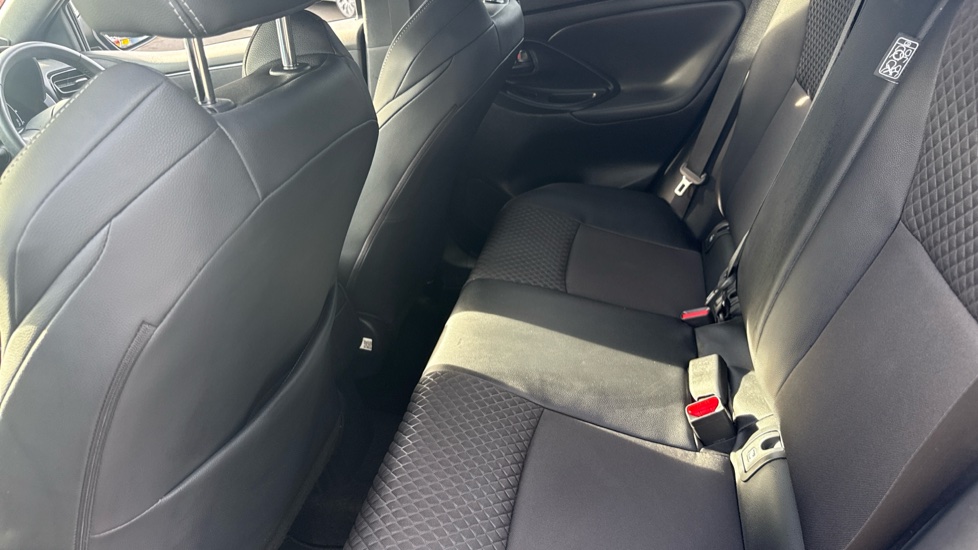 Mazda 2 Hybrid 1.5i Hybrid Homura 5dr CVT Hybrid Hatchback - Image 16