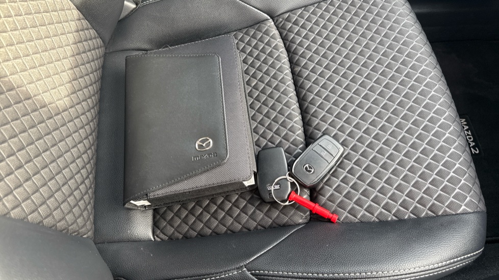 Mazda 2 Hybrid 1.5i Hybrid Homura 5dr CVT Hybrid Hatchback - Image 19