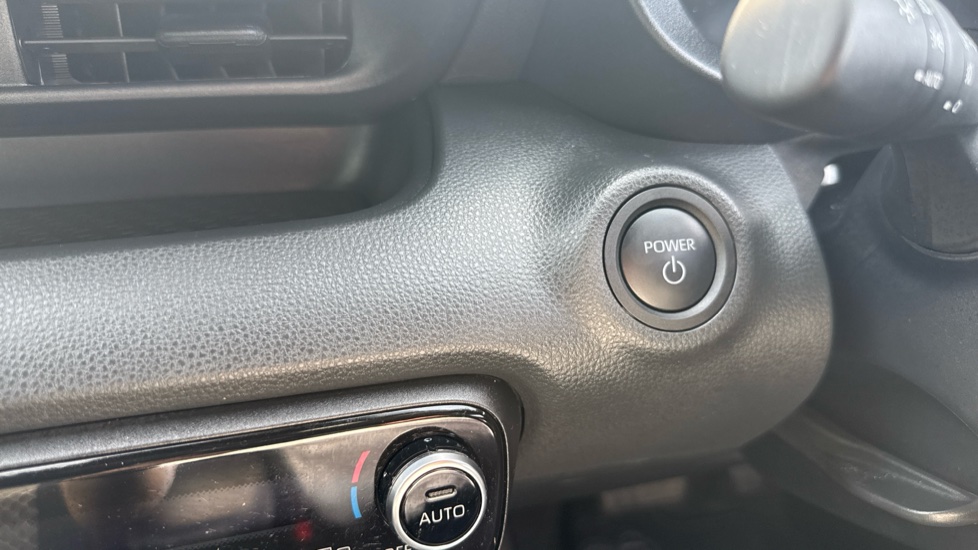 Mazda 2 Hybrid 1.5i Hybrid Homura 5dr CVT Hybrid Hatchback - Image 31