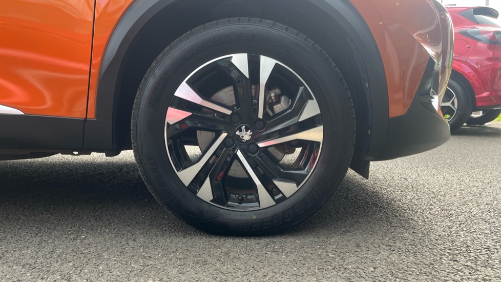 Peugeot 2008 100kW Allure Premium 50kWh 5dr Auto Electric Estate - Image 7