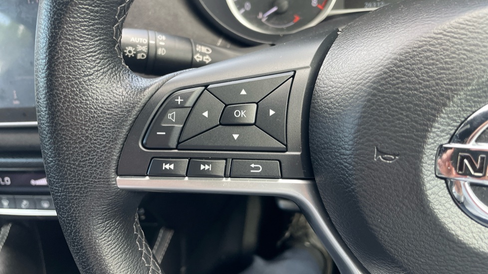 Nissan Micra 1.0 IG-T 92 N-Sport 5dr Petrol Hatchback - Image 33