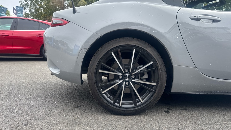 Mazda MX-5 2.0 [184] Exclusive-Line 2dr Petrol Convertible RF - Image 7