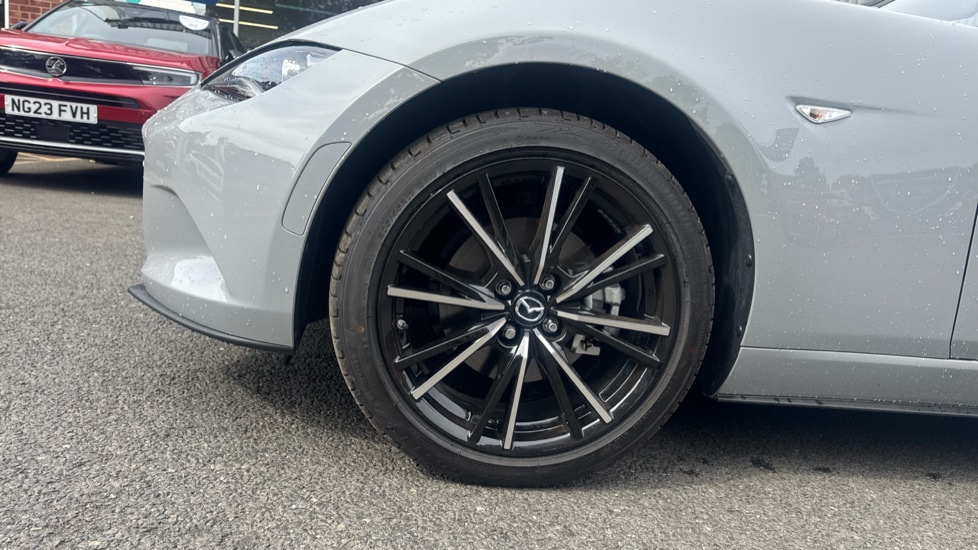 Mazda MX-5 2.0 [184] Exclusive-Line 2dr Petrol Convertible RF - Image 23