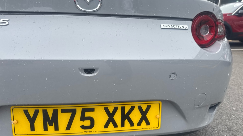 Mazda MX-5 2.0 [184] Exclusive-Line 2dr Petrol Convertible RF - Image 27