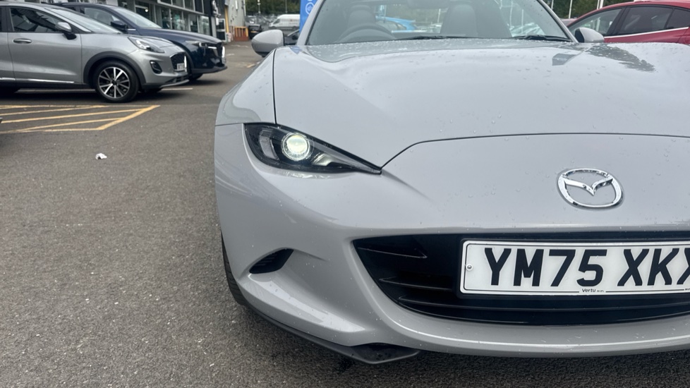 Mazda MX-5 2.0 [184] Exclusive-Line 2dr Petrol Convertible RF - Image 29