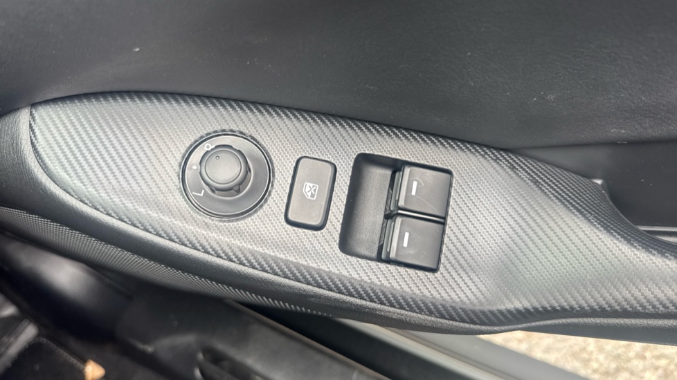 Mazda MX-5 2.0 [184] Exclusive-Line 2dr Petrol Convertible RF - Image 32
